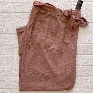 Leopard print crepe pants